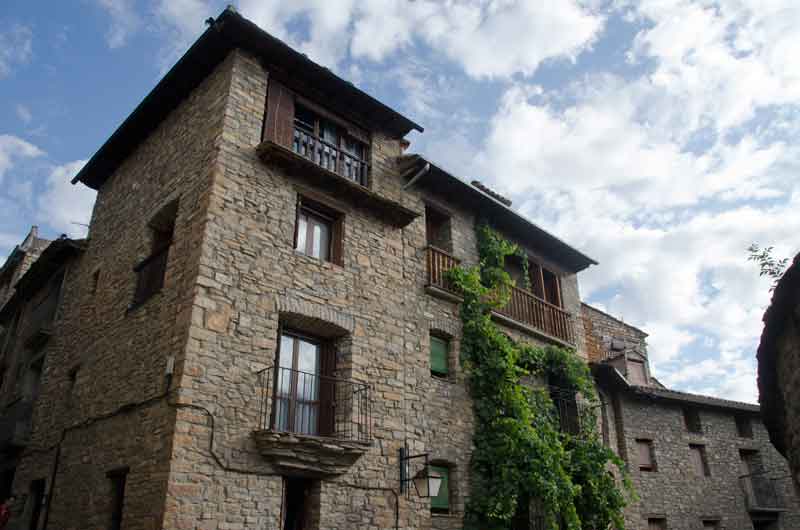 Huesca - Ainsa 27 - casa.jpg